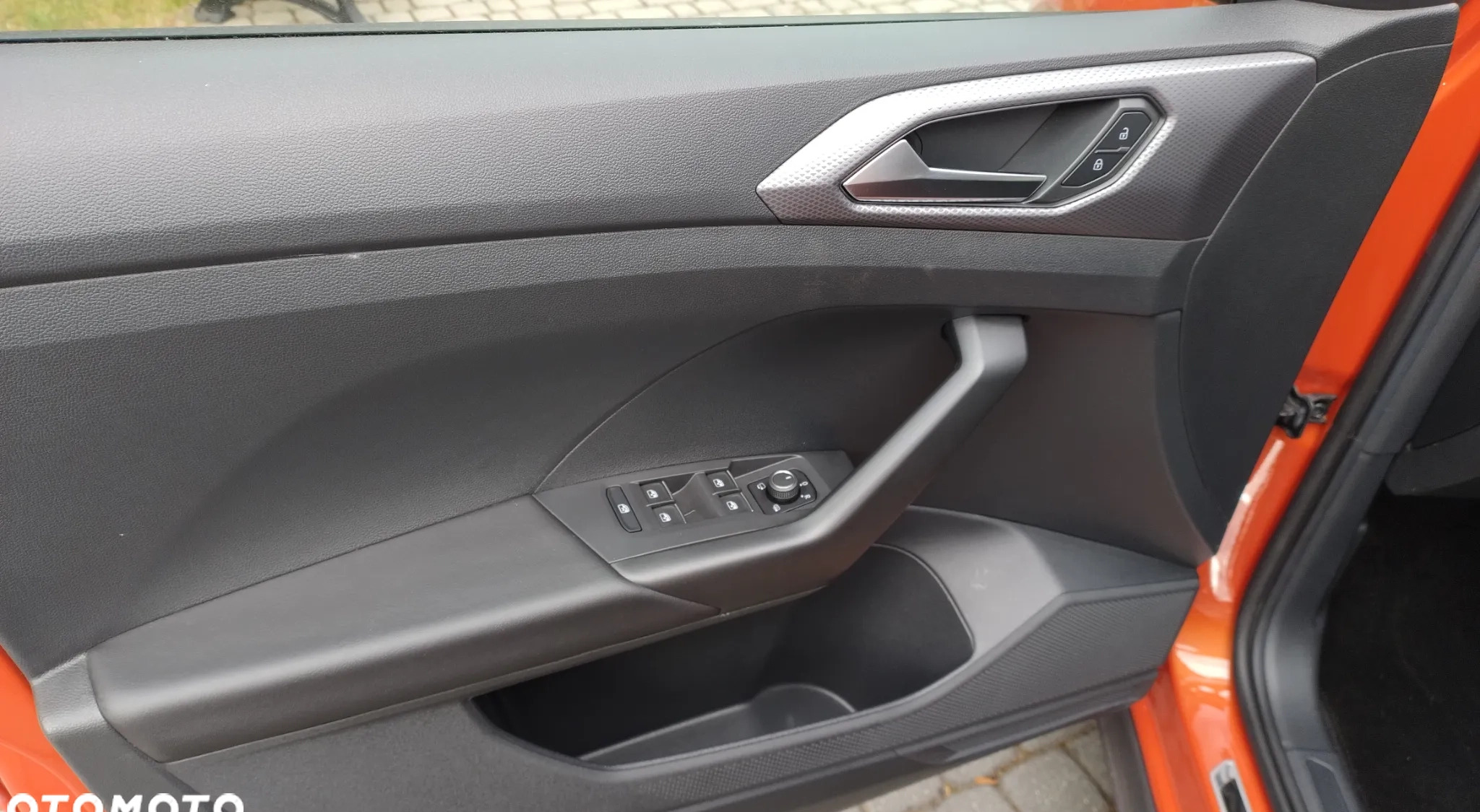 Volkswagen T-Cross cena 89900 przebieg: 1815, rok produkcji 2022 z Pabianice małe 379